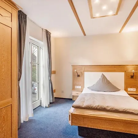 Juergens Guest house 3*